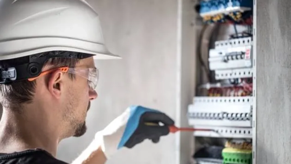 02-instalacoeseletricas